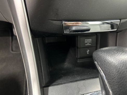 Used 2013 Honda Accord LX image 12