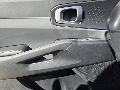 New 2026 Kia Sorento S image 16