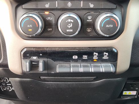 Used 2022 RAM 2500 Laramie AWD/4WD image 21