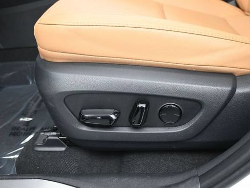 Certified 2025 Lexus NX 250 FWD w/ Premium Package image 21