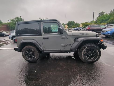 Used 2022 Jeep Wrangler Sport AWD/4WD image 2