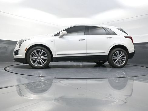 Used 2020 Cadillac XT5 Premium Luxury w/ Platinum Package AWD/4WD image 34