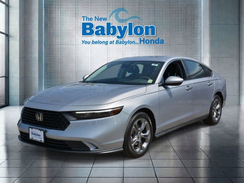 Used 2023 Honda Accord EX image 1