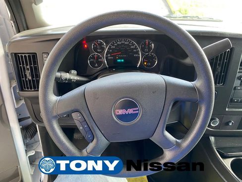 Used 2023 GMC Savana 2500 w/ Driver Convenience Package image 31