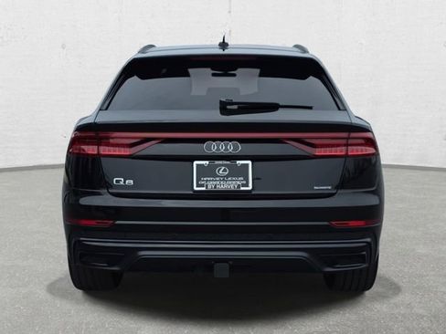 Used 2023 Audi Q8 Prestige AWD/4WD image 6