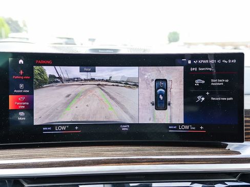 Used 2023 BMW X7 M60i w/ Executive Package AWD/4WD image 28