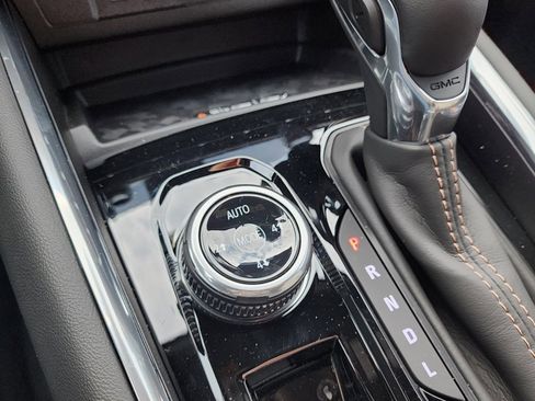 New 2026 GMC Canyon AT4 w/ Technology Plus Package image 33