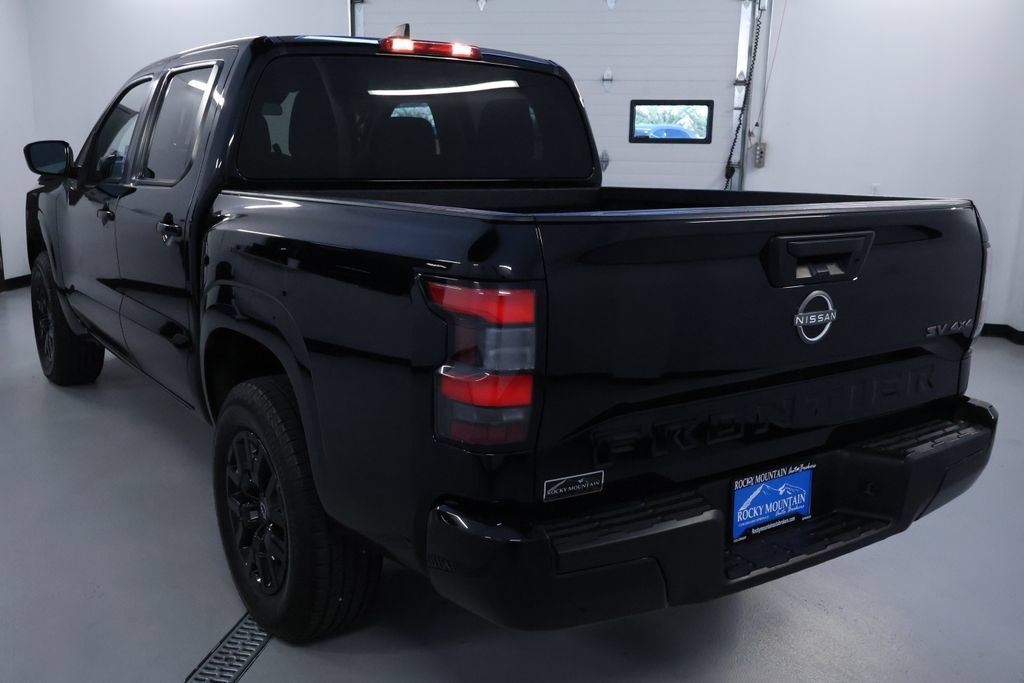 Used 2023 Nissan Frontier SV AWD/4WD image 4