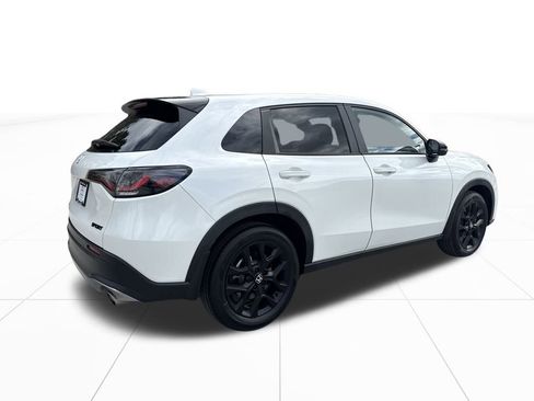 Certified 2023 Honda HR-V Sport image 9