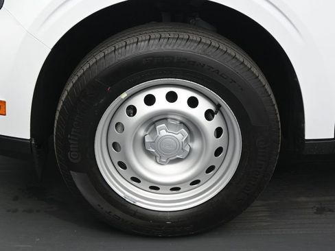 New 2025 Ford Maverick XL w/ Equipment Group 102A image 22