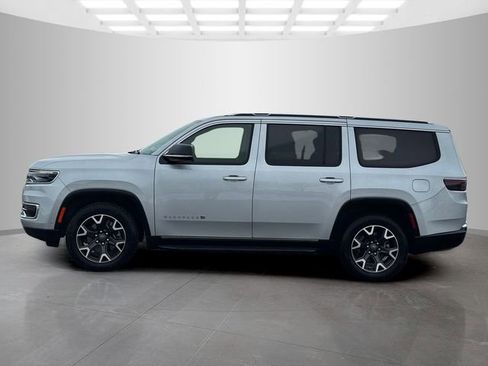 Used 2024 Jeep Wagoneer Series III image 4