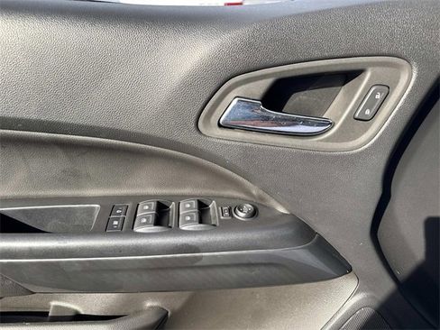 Used 2022 GMC Canyon AT4 image 18