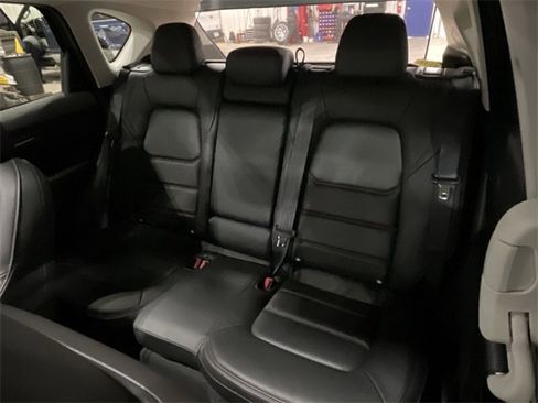 New 2025 MAZDA CX-5 Carbon Edition image 28