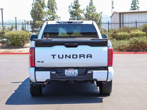Used 2024 Toyota Tundra Platinum w/ TRD Off-Road Package AWD/4WD image 6