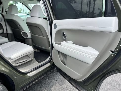 New 2026 Hyundai Palisade SEL Premium FWD image 19
