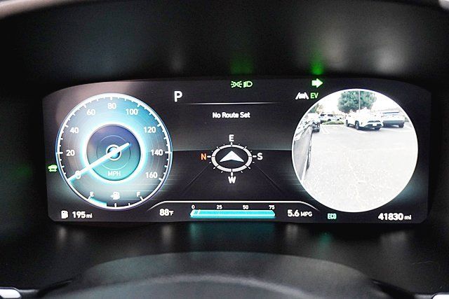 Used 2021 Hyundai Santa Fe Limited AWD/4WD image 37