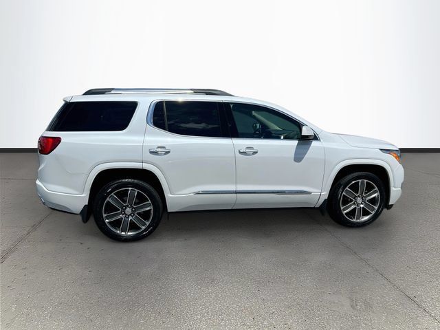Used 2019 GMC Acadia Denali w/ Technology Package AWD/4WD image 32