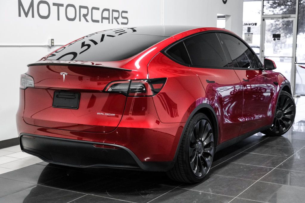 Used 2024 Tesla Model Y Performance AWD/4WD image 9