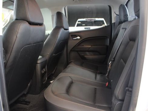 Used 2022 GMC Canyon AT4 w/ Trailering Package AWD/4WD image 15