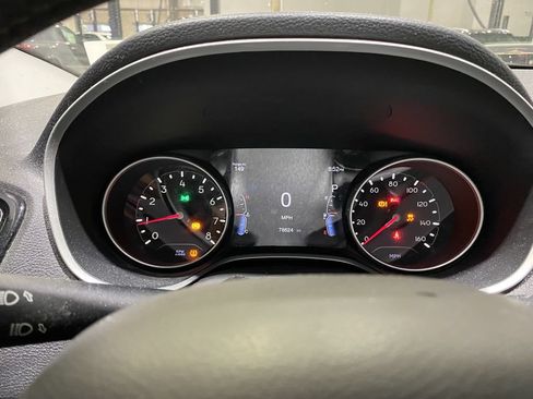 Used 2018 Jeep Compass Limited w/ Navigation Group AWD/4WD image 13