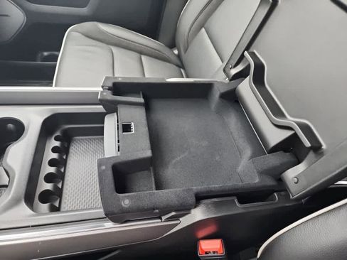 New 2026 RAM 1500 Laramie w/ Night Edition AWD/4WD image 22