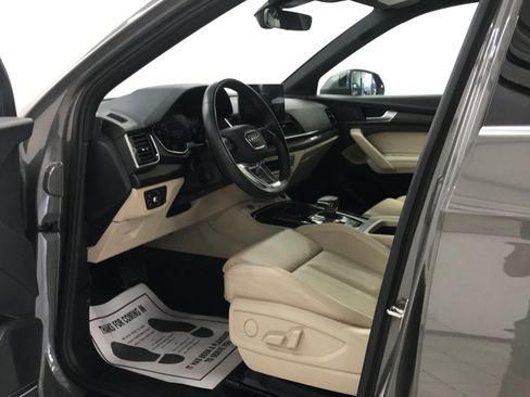 Used 2023 Audi Q5 2.0T Premium Plus w/ Premium Plus Package AWD/4WD image 9