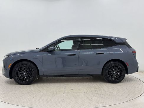 Certified 2026 BMW iX xDrive60 w/ M Sport Package AWD/4WD image 2
