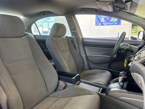 Used 2010 Honda Civic DX-VP image 30