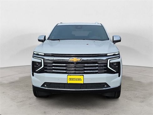 New 2026 Chevrolet Suburban Premier image 8