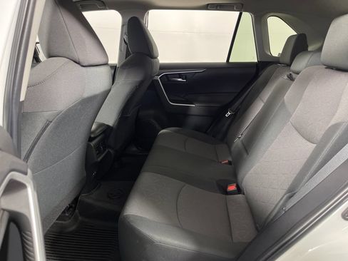 Used 2023 Toyota RAV4 XLE w/ Convenience Package FWD image 13