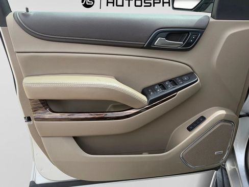Used 2019 GMC Yukon XL SLT w/ Open Road Package RWD image 13