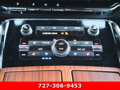 Used 2024 Lincoln Navigator Reserve AWD/4WD image 20