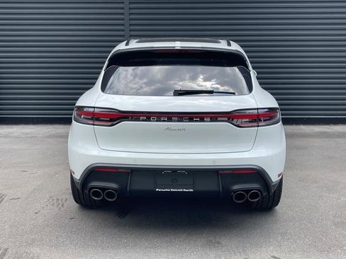 Certified 2025 Porsche Macan AWD/4WD image 6