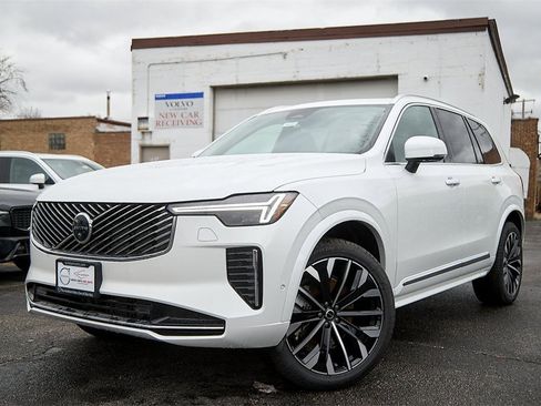 New 2025 Volvo XC90 B6 Plus w/ Protection Package Premier image 1