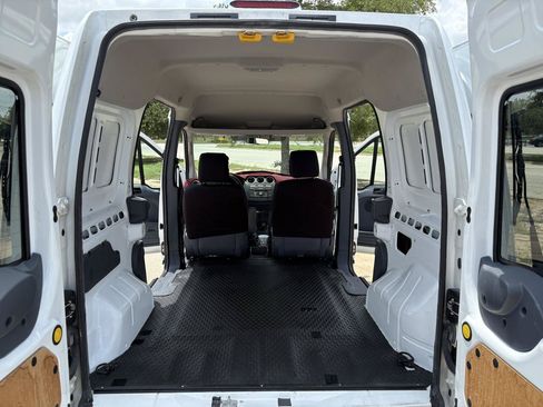 Used 2010 Ford Transit Connect XLT FWD image 23