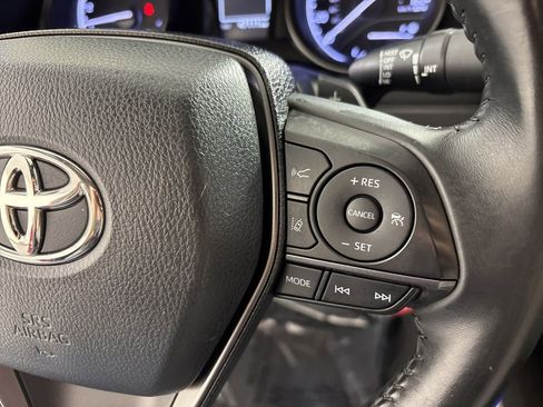 Used 2023 Toyota Camry SE FWD image 24
