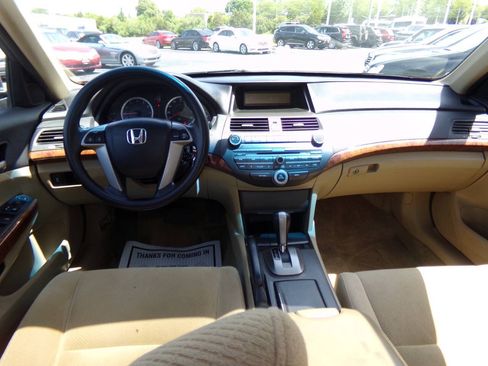 Used 2012 Honda Accord EX image 18
