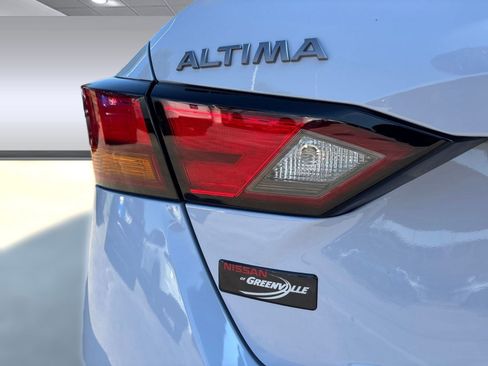 New 2025 Nissan Altima 2.5 SR w/ SR Premium Package image 13
