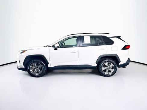 Used 2024 Toyota RAV4 XLE image 4