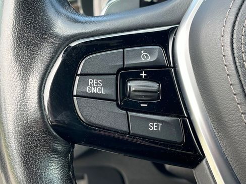Used 2018 BMW 530i xDrive AWD/4WD image 31