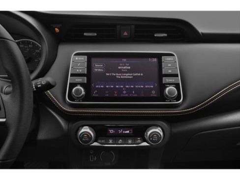 Used 2019 Nissan Kicks SR w/ Exterior Package FWD image 13