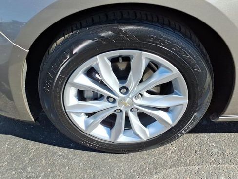 Used 2024 Chevrolet Malibu LT FWD image 25