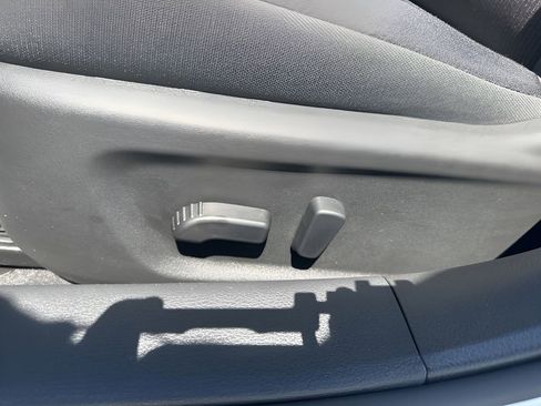 Used 2023 Nissan Altima 2.5 SV image 10