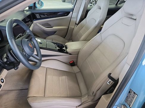 Certified 2026 Porsche Panamera 4 E-Hybrid AWD/4WD image 5