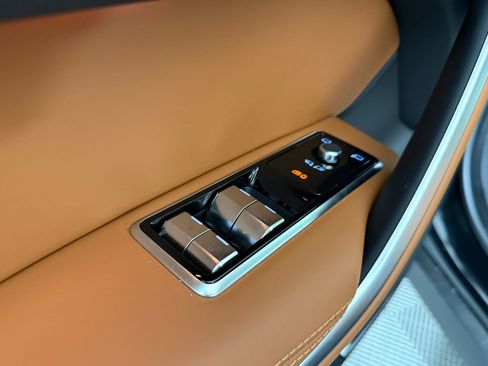 New 2026 Jaguar F-PACE R-Dynamic S image 21