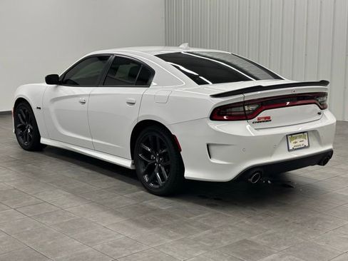 Used 2023 Dodge Charger R/T w/ Blacktop Package image 4