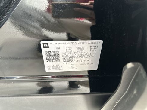 Used 2021 Chevrolet Blazer LT w/ Sound & Technology Package FWD image 33