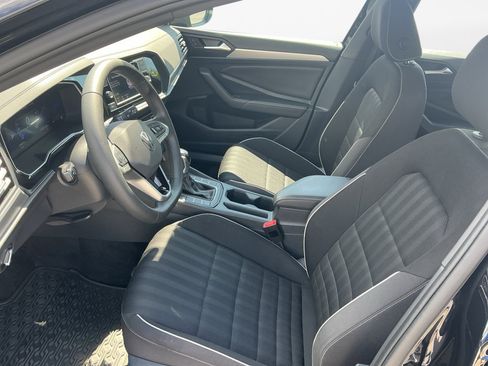 Certified 2024 Volkswagen Jetta Sport FWD image 11