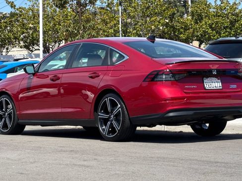 Certified 2025 Honda Accord Sport image 6