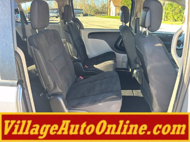 Used 2019 Dodge Grand Caravan SE FWD image 26